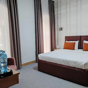 4* Hotel Pera